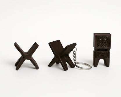 Assorted Bundle of 5 Keychains + Desk/Night Lamp
